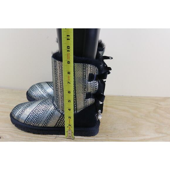 UGG Boots Womens 6 Silver Black Bailey Bling Crystals Shearling Lined Like New - Picture 9 of 9